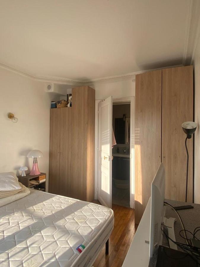 Appartement Ensoleille, Central Et Tout Equipe Avec Vue Tour Eiffel Et Pantheon Paris Ngoại thất bức ảnh